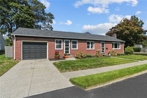 55 Longwood Ave, Warwick, RI, 02888-3703 | Card Image