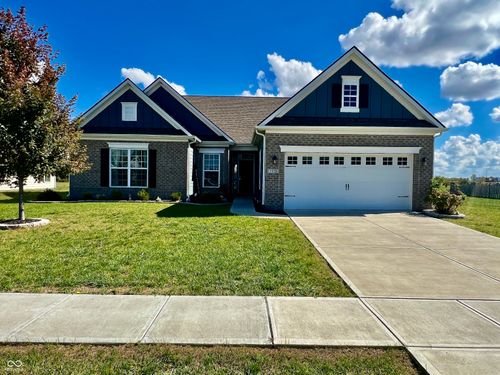 1479 Classic Ave, Greenwood, IN, 46143-5685 | Card Image