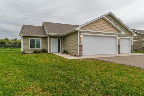 105 Spirit Path Nw, Arlington, MN, 55307 | Card Image