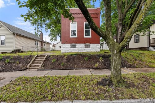 6117 Alaska Ave, Saint Louis, MO, 63111-2333 | Card Image