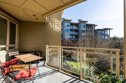 311-159 W 22nd St, North Vancouver, BC, V7M0B6 | Card Image