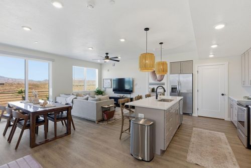 300-961 W Akoya Pearl Rd, St George, UT, 84790 | Card Image