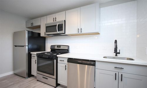 apt-1-5201 Crawford St, Houston, TX, 77004-5851 | Card Image