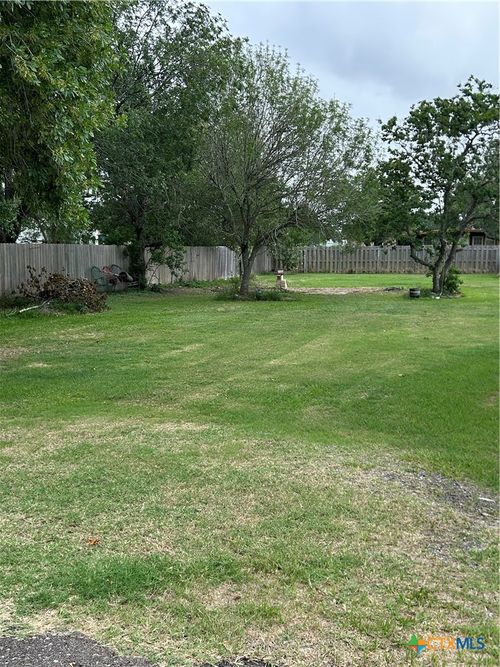 1201 W Broadway Avenue, Seadrift, TX, 77983 | Card Image