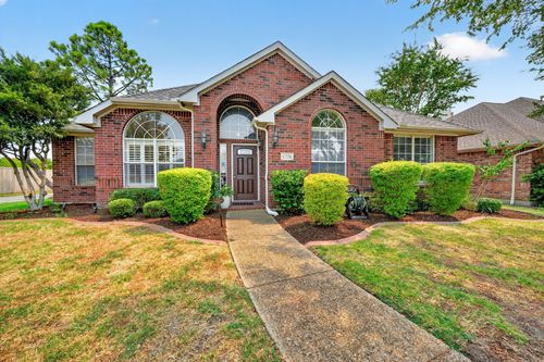 4224 Arbor Creek Dr, Carrollton, TX, 75010-4101 | Card Image