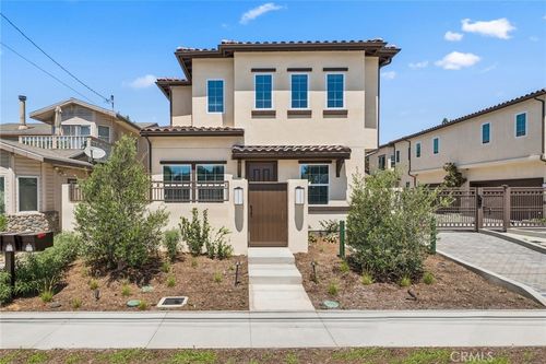a103-376 Hamilton Street, Costa Mesa, CA, 92627 | Card Image