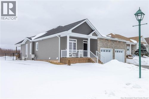 434 Royal Oaks Blvd, Moncton, NB, E1H3S7 | Card Image