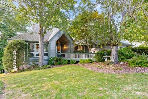 128 Forest View Dr, Flat Rock, NC, 28731-9529 | Card Image