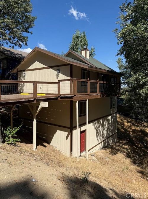 284 Davos Dr, Crestline, CA, 92325-9551 | Card Image