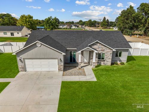 1916 14th Dr, Heyburn, ID, 83336-9640 | Card Image
