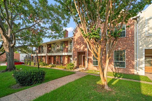 4023 Breakwood Dr, Houston, TX, 77025-4034 | Card Image