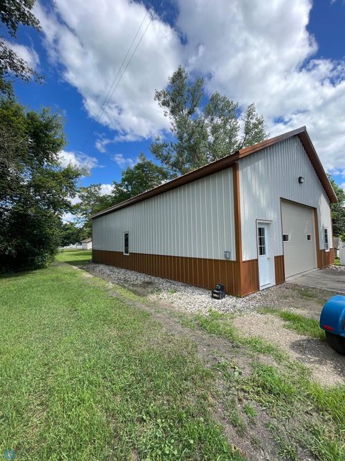 201 N 1st St, Fort Ransom, ND, 58033-7702 | Card Image