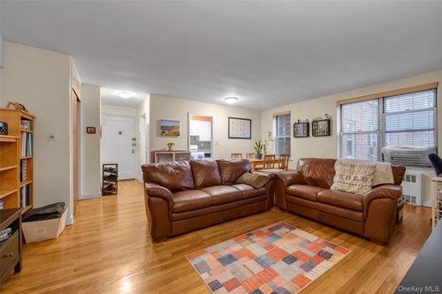 apt-3g-105 67th Ave, Forest Hills, NY, 11375-2132 | Card Image
