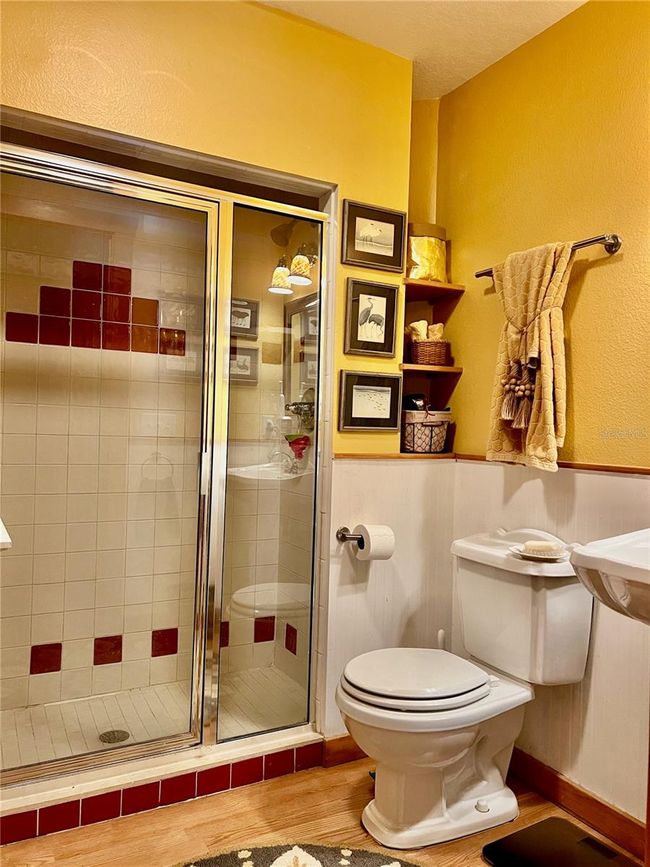 Full bath | Image 12