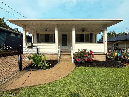 386 Fulmer Avenue, Akron, OH, 44312 | Card Image