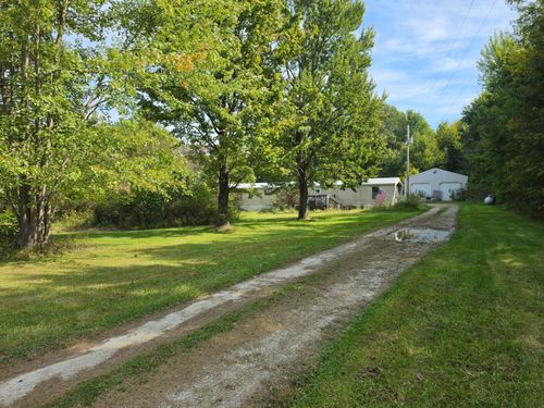 21644 Lake Tambo Rd, Sunman, IN, 47041-8390 | Card Image