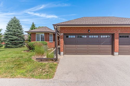 37-10 Isherwood Ave, Cambridge, ON, N1R8L5 | Card Image