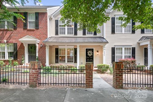 9522 Cadman Ct, Cornelius, NC, 28031-9017 | Card Image