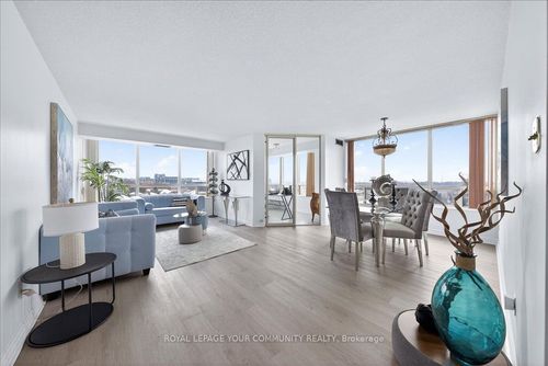 804-8501 Bayview Ave, Richmond Hill, ON, L4B3J7 | Card Image