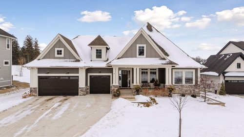 24545 Bentgrass Way, Shorewood, MN, 55331-2703 | Card Image