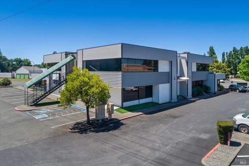 6640 Redwood Drive, Rohnert Park, CA, 94928 | Card Image