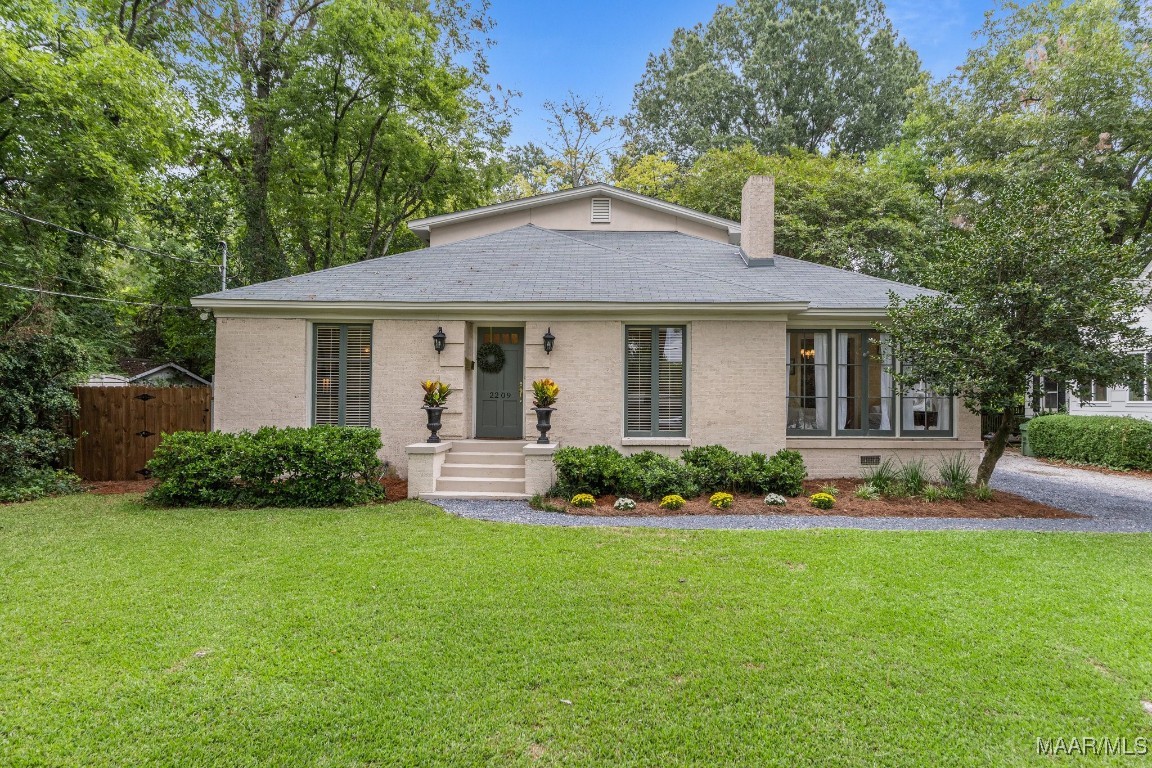 Country Club Dr, Montgomery, AL 36106