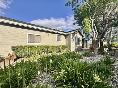 737 Helen Dr, Hollister, CA, 95023 | Card Image