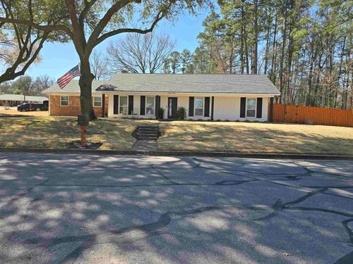 1913 Parkway Pl, Tyler, TX, 75701-4750 | Card Image