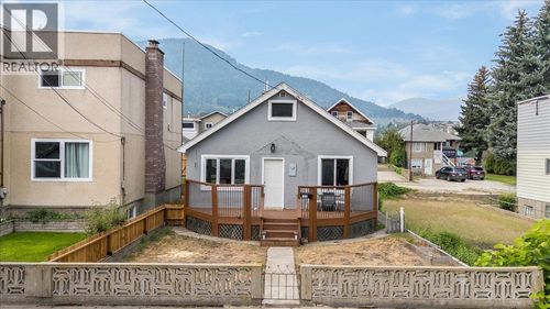 1430 Third Ave, Trail, BC, V1R1P6 | Card Image