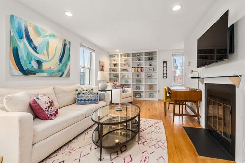 9-150 Chandler St, Boston, MA, 02116 | Card Image