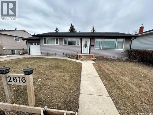2616 Clarence Ave S, Saskatoon, SK, S7J1M6 | Card Image