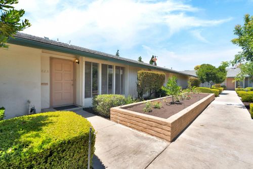 a-182 W Barstow Ave, Fresno, CA, 93704-2155 | Card Image
