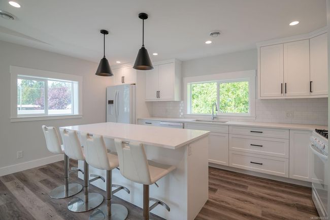 5843 Strathcona St, House other with 5 bedrooms, 3 bathrooms and 4 parking in Port Alberni BC | Image 35