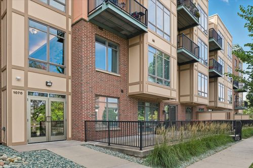 apt-101-1070 Grandview Ct Ne, Columbia Heights, MN, 55421-2385 | Card Image