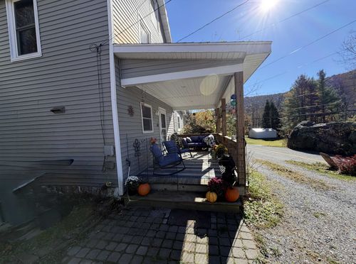 93 Depot St, Readsboro, VT, 05350-9641 | Card Image