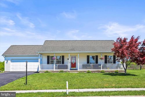 1455 Wanda Dr, HANOVER, PA, 17331-8626 | Card Image