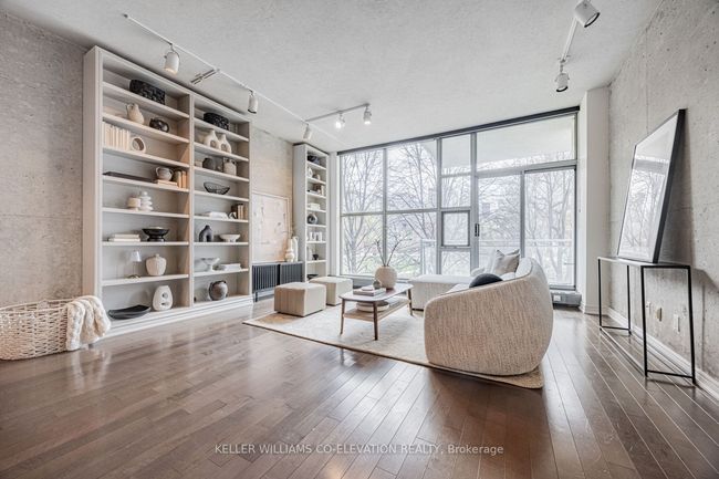 202 - 20 Niagara St, Condo with 2 bedrooms, 1 bathrooms and null parking in Toronto ON | Image 4