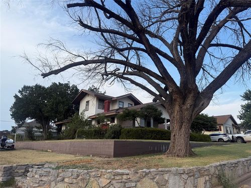 203 E 3rd St, Carnegie, OK, 73015-9037 | Card Image