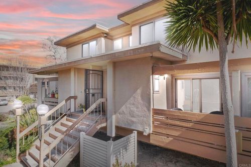 unit-223-2658 Worden St, San Diego, CA, 92110-5850 | Card Image