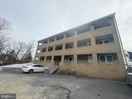 apt-4-1056 Dual Pl, HAGERSTOWN, MD, 21740-5930 | Card Image