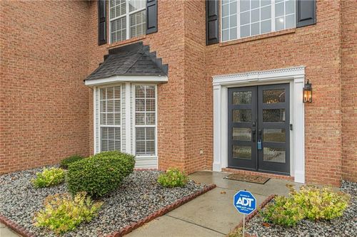 9620 Carolina Dr, Jonesboro, GA, 30238-8705 | Card Image