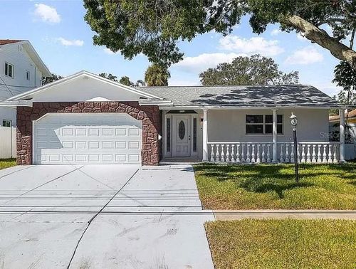 5910 Denver St Ne, ST PETERSBURG, FL, 33703-1854 | Card Image