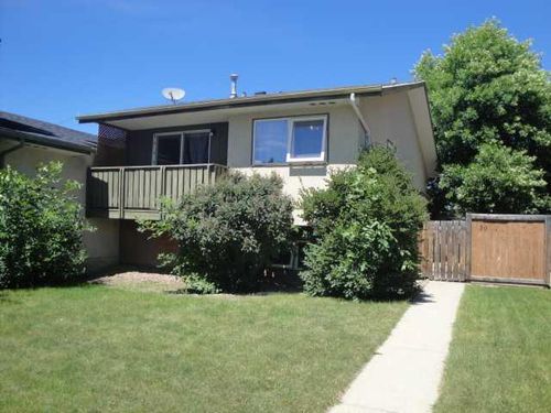 39 Meadowlark Blvd N, Lethbridge, AB, T1H4R4 | Card Image