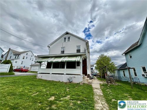 14 S Lobb Ave, Pen Argyl, PA, 18072-1748 | Card Image