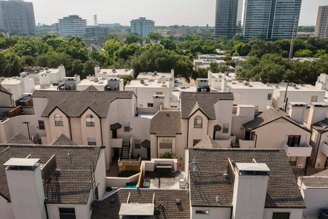 View of urban area | Image 36