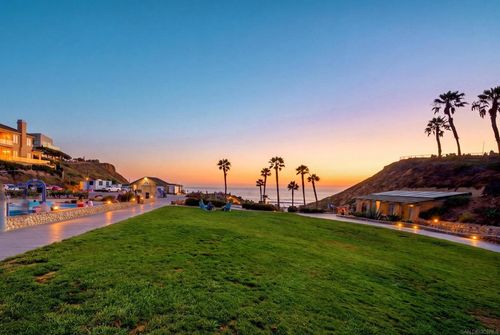 20-135 S Sierra Ave, Solana Beach, CA, 92075 | Card Image