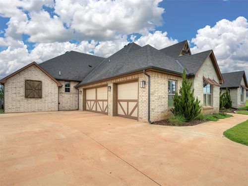 9400 S Post Rd, Guthrie, OK, 73044-8542 | Card Image