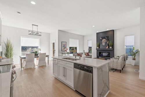 4013 W Parkland Avenue, Brown Deer, WI, 53209 | Card Image