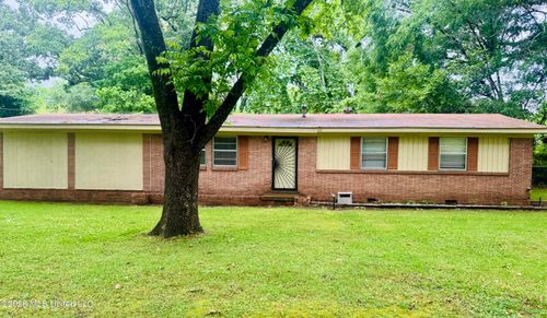 185 Chatham Dr, Holly Springs, MS, 38635-3102 | Card Image