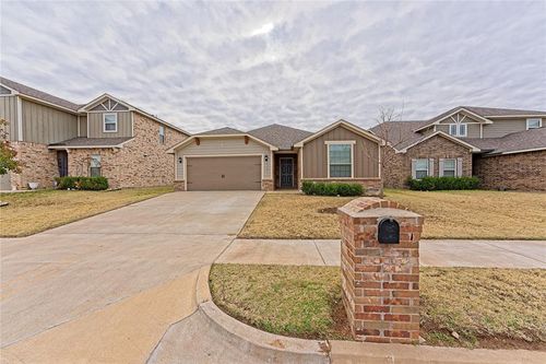 2301 Scarlet Lane, El Reno, OK, 73036 | Card Image